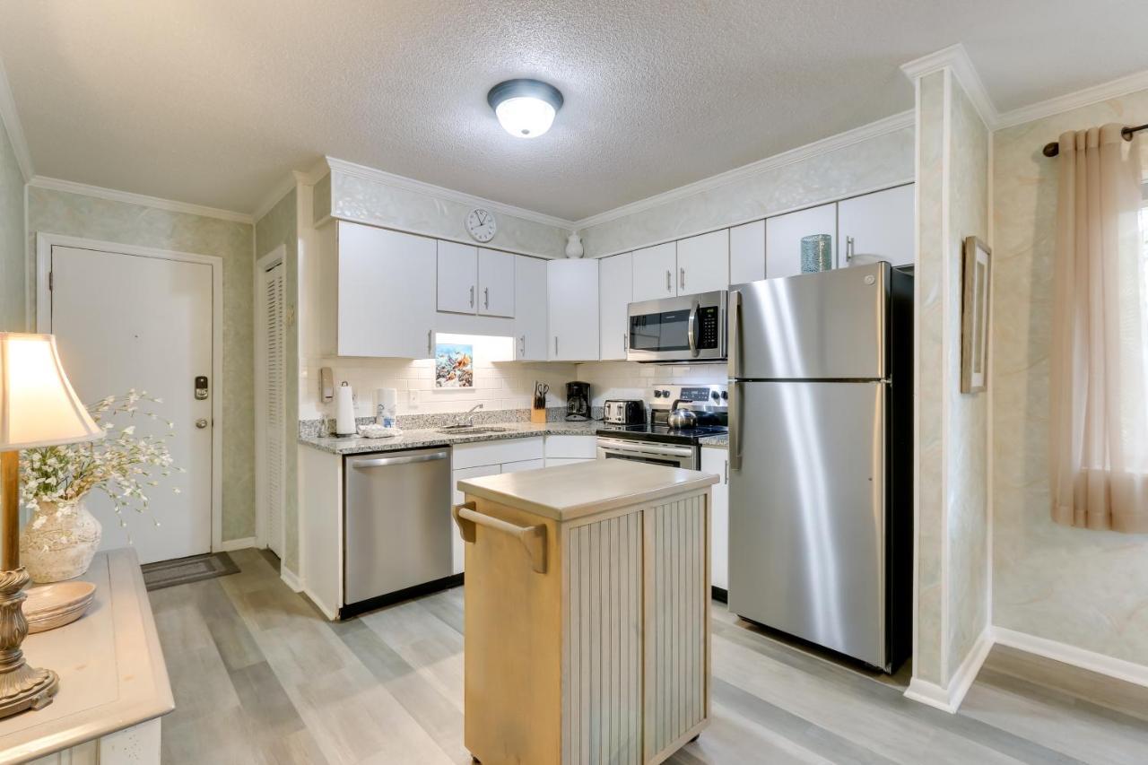Hilton Head Condo With Balcony And Pool, Walk To Beach Hilton Head Island Esterno foto
