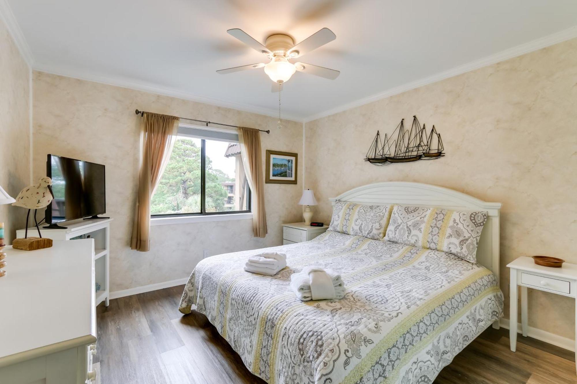 Hilton Head Condo With Balcony And Pool, Walk To Beach Hilton Head Island Esterno foto