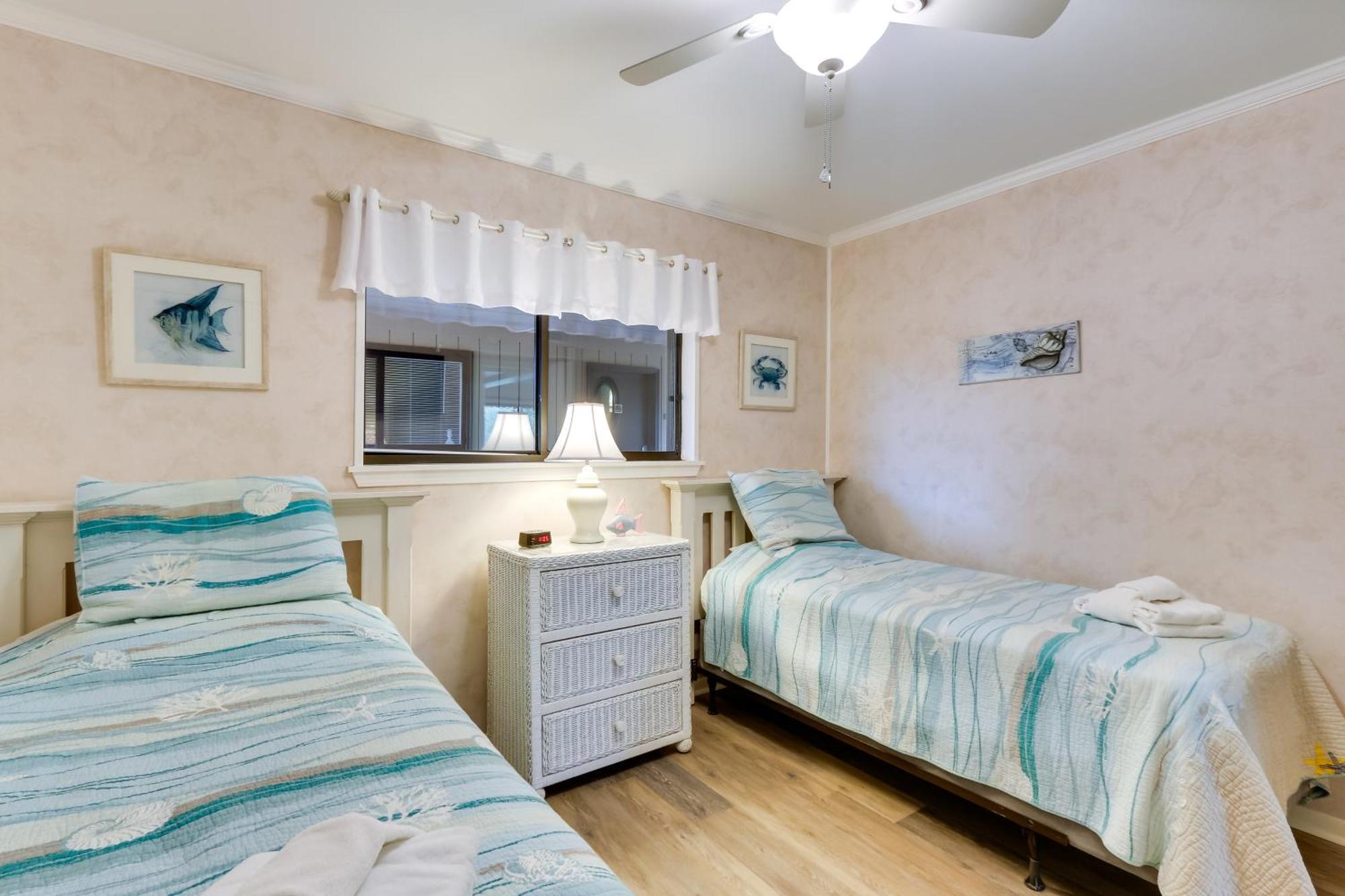 Hilton Head Condo With Balcony And Pool, Walk To Beach Hilton Head Island Esterno foto
